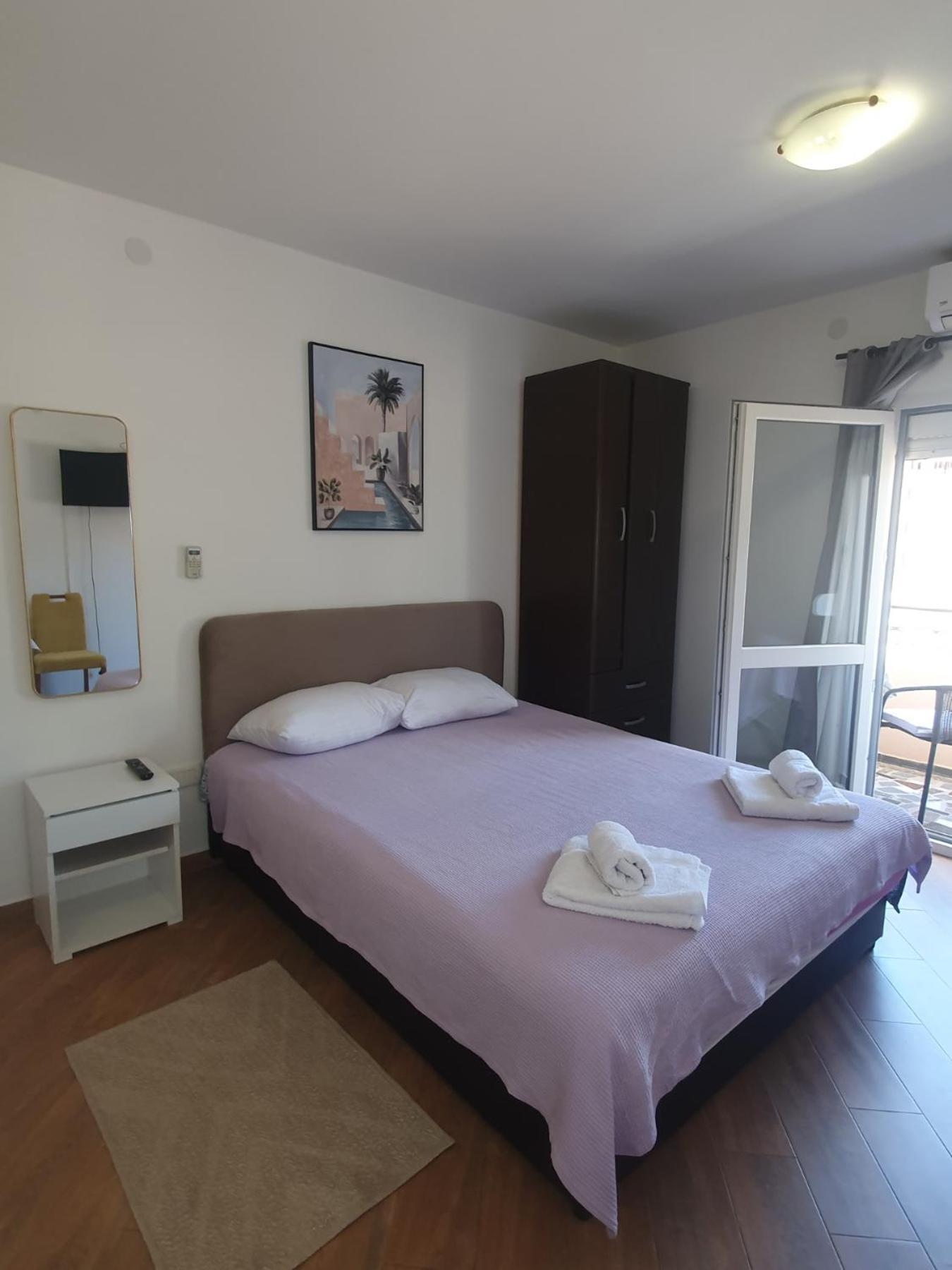 Apartments Luna Bar Εξωτερικό φωτογραφία